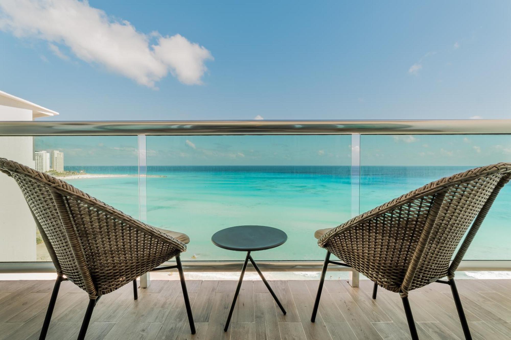 The Ocean Vibes Suites By Casa Paraiso แคนคูน ภายนอก รูปภาพ