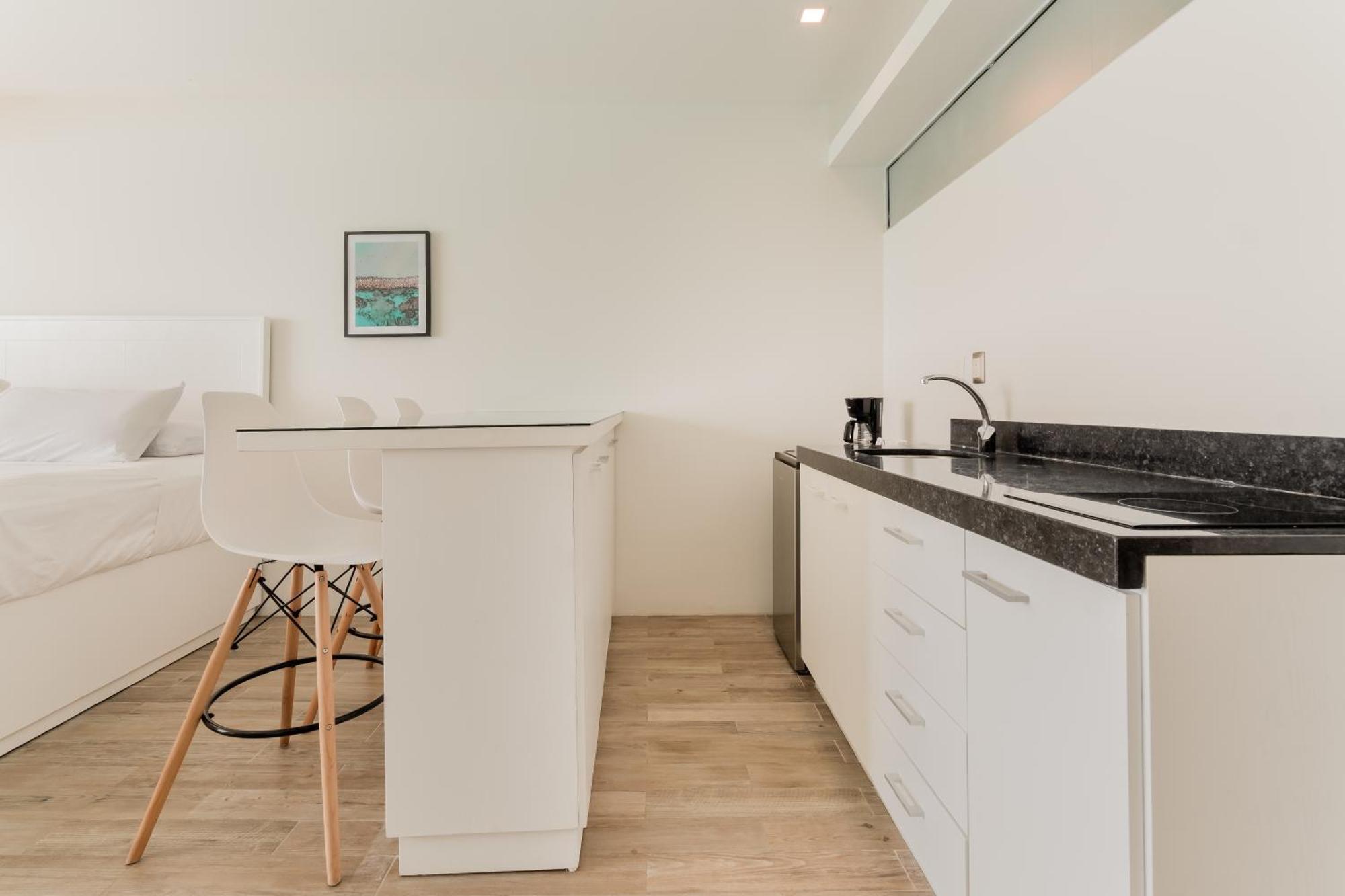 The Ocean Vibes Suites By Casa Paraiso แคนคูน ภายนอก รูปภาพ