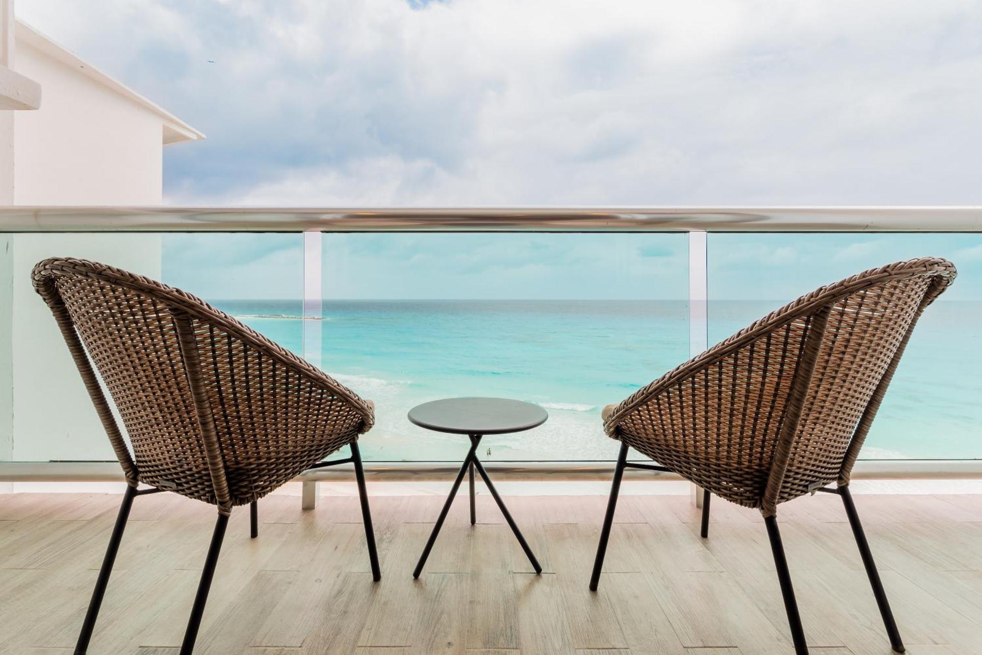The Ocean Vibes Suites By Casa Paraiso แคนคูน ภายนอก รูปภาพ