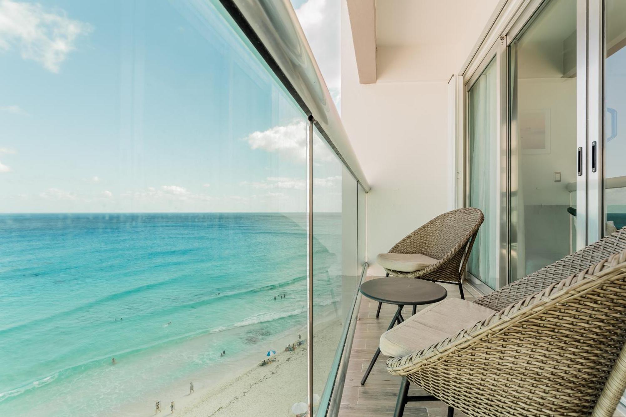 The Ocean Vibes Suites By Casa Paraiso แคนคูน ภายนอก รูปภาพ